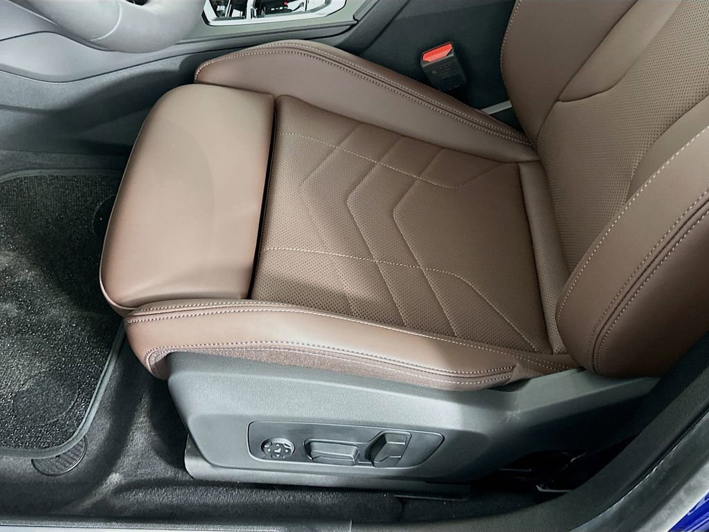 Used 2026 BMW 228i xDrive w/ Technology Package image 21