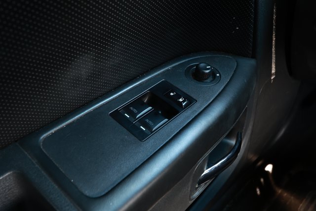 Used 2014 Dodge Challenger SXT RWD image 19