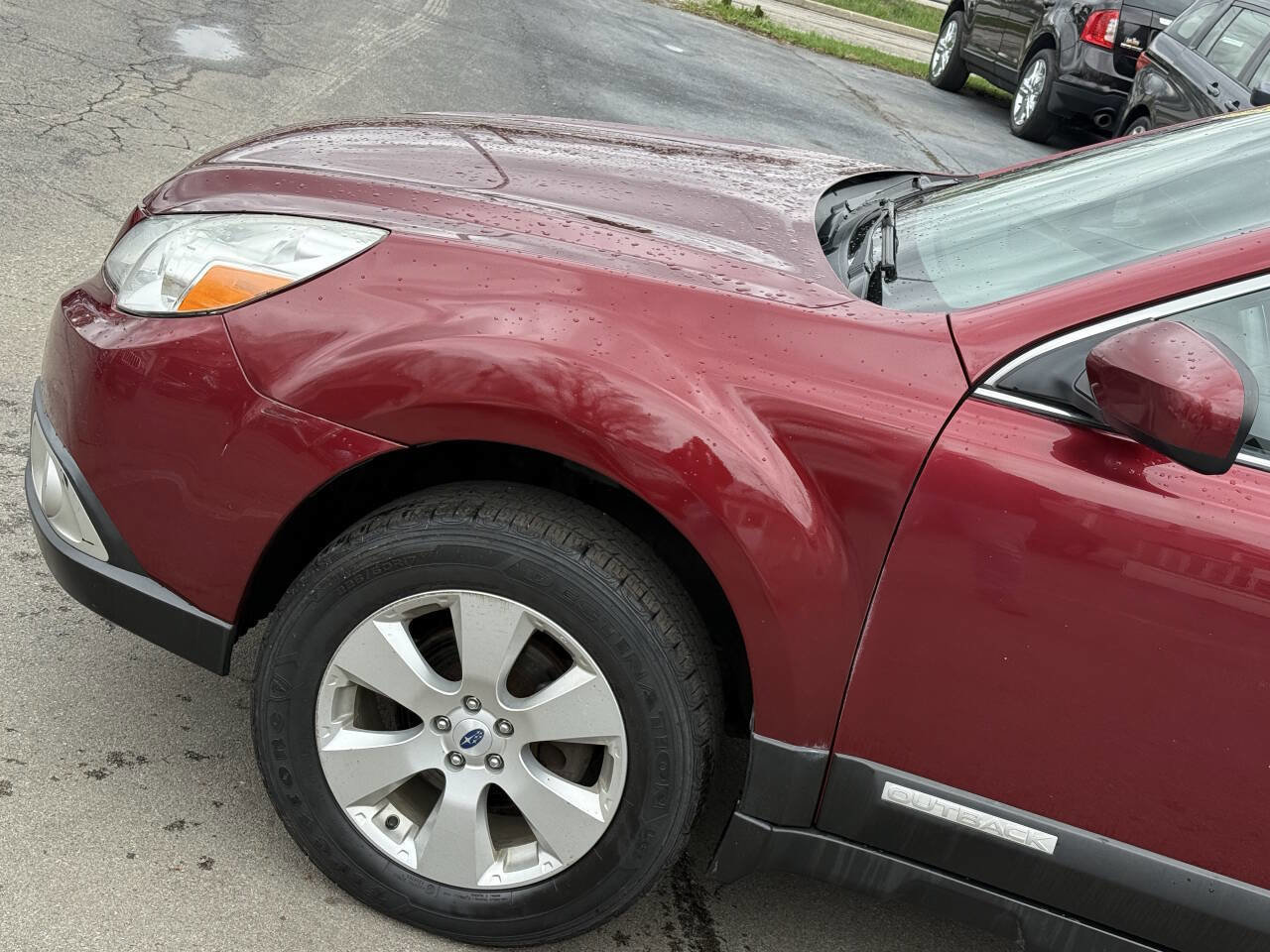 Used 2012 Subaru Outback 2.5i Limited w/ Moonroof Pkg AWD/4WD image 3