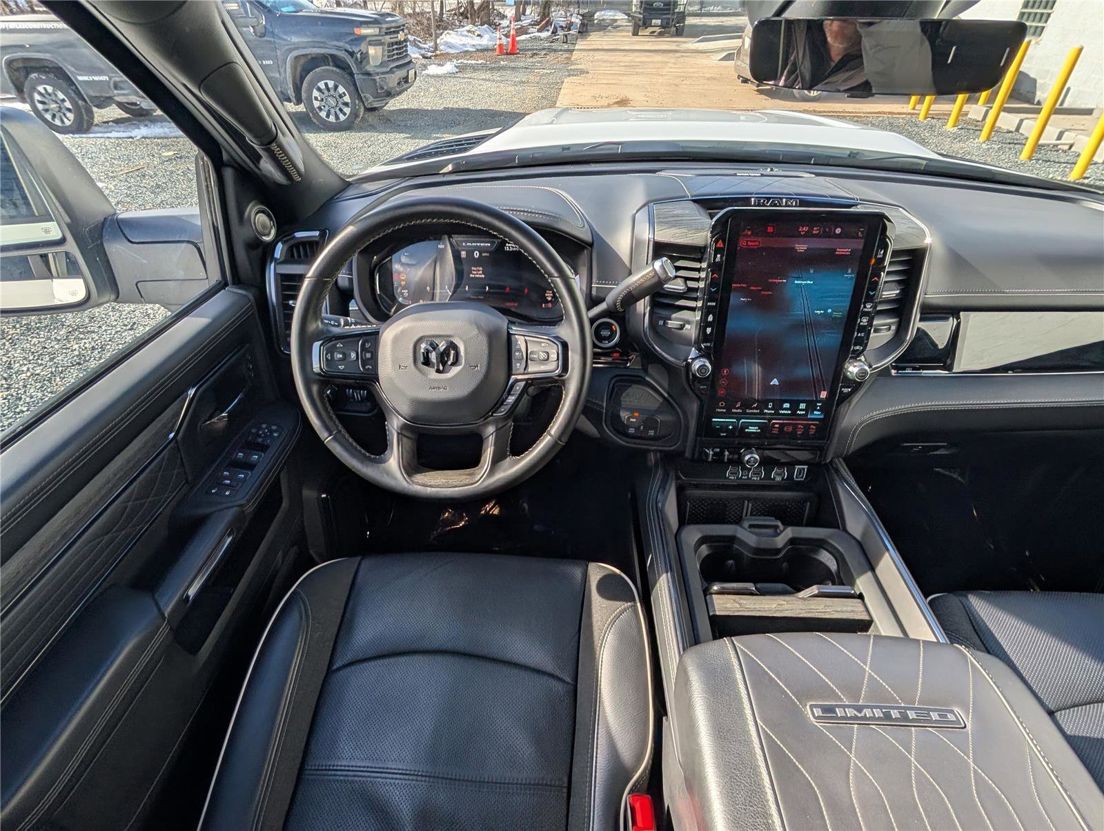 Used 2025 RAM 3500 Limited image 18