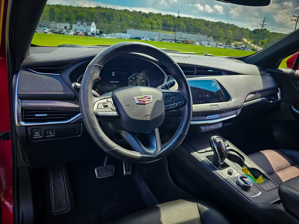 Used 2020 Cadillac XT4 Sport w/ Cold Weather Package AWD/4WD image 14