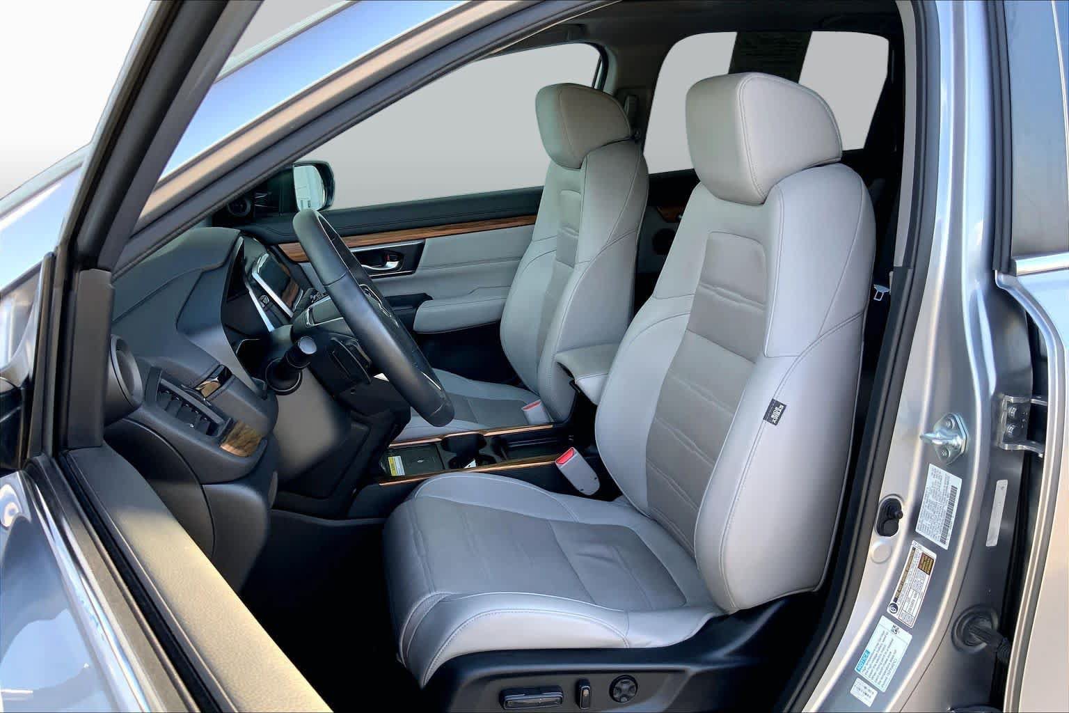 Used 2022 Honda CR-V Touring image 8
