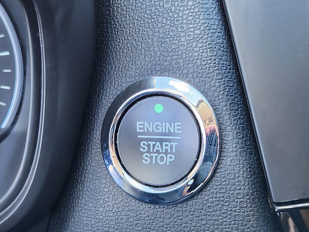 Used 2021 Ford EcoSport Titanium image 22