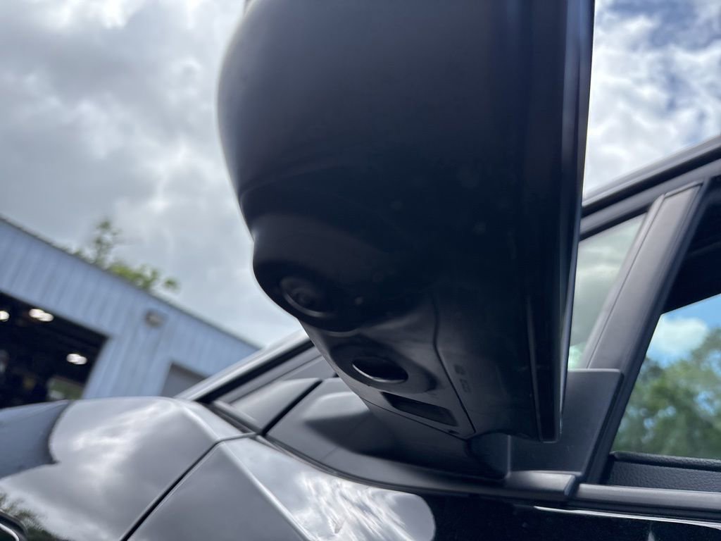 Used 2023 Subaru Solterra AWD image 32