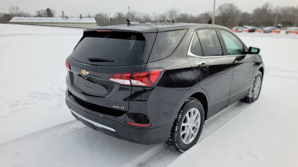 Used 2023 Chevrolet Equinox LT image 12
