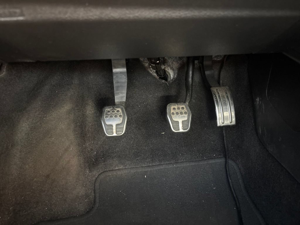 Used 2018 Ford Focus ST FWD image 21