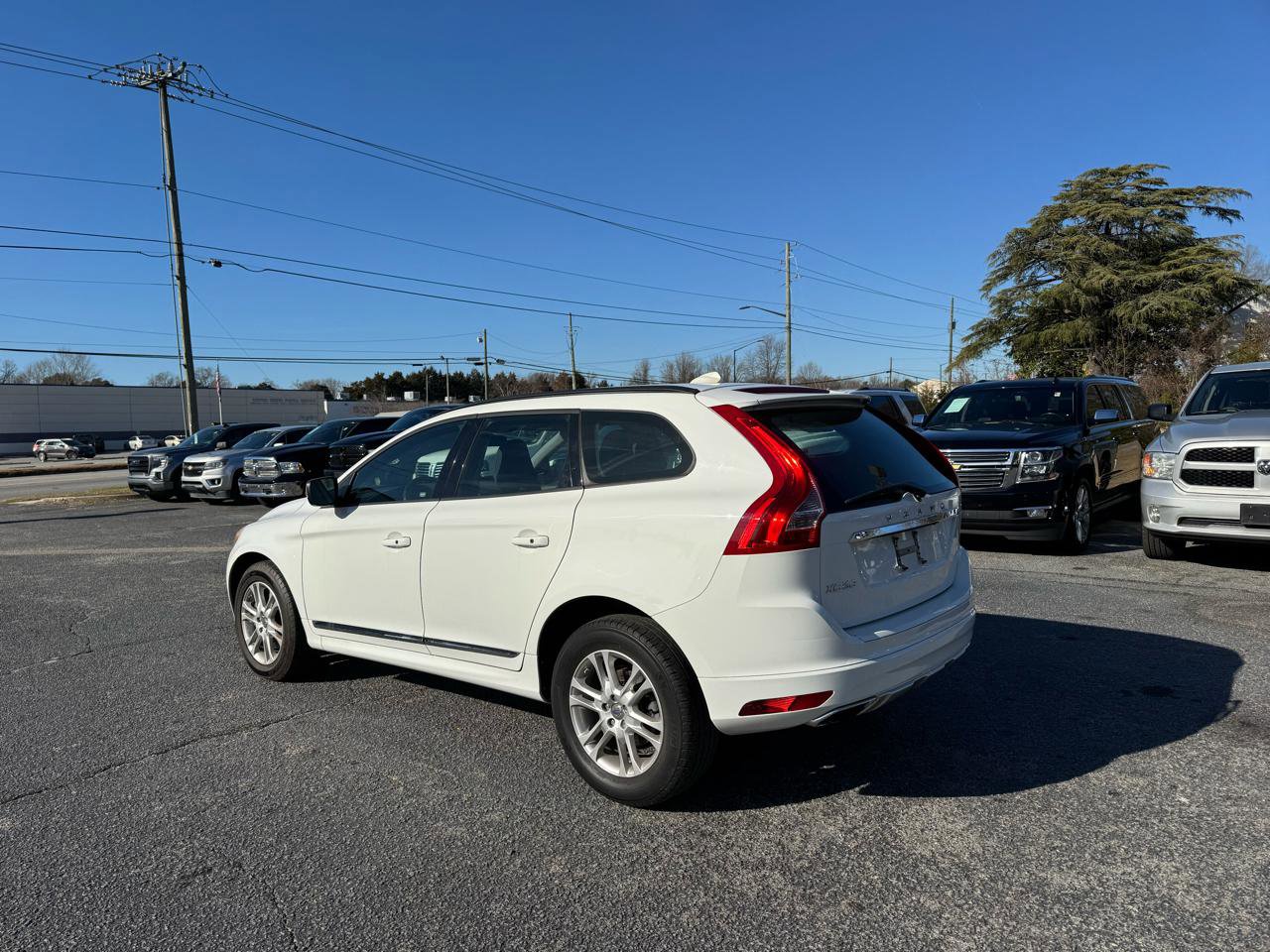 Used 2015 Volvo XC60 T5 image 2