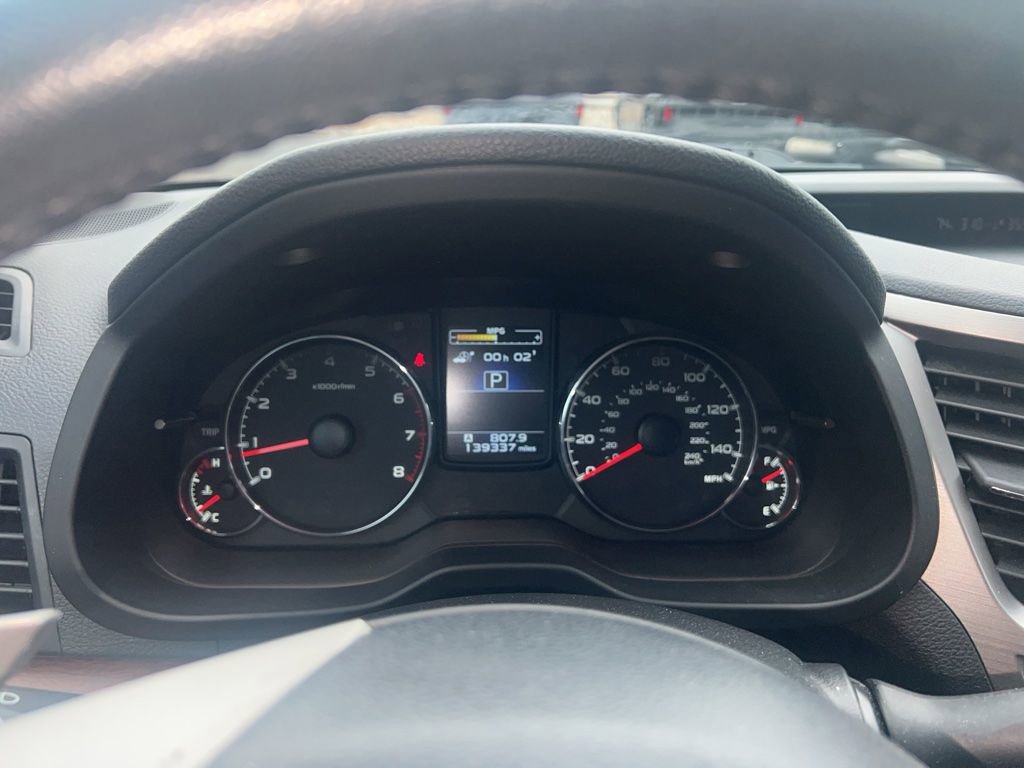 Used 2014 Subaru Outback 2.5i Limited w/ Moonroof Package image 11