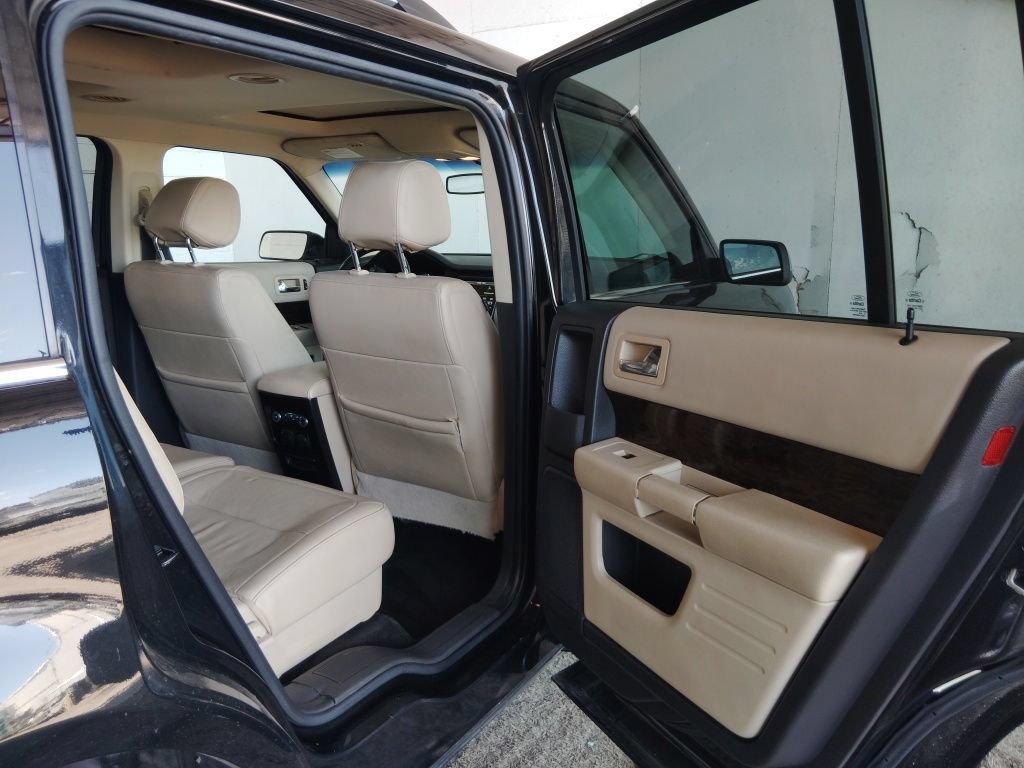 Used 2014 Ford Flex Limited w/ Equipment Group 303A AWD/4WD image 14