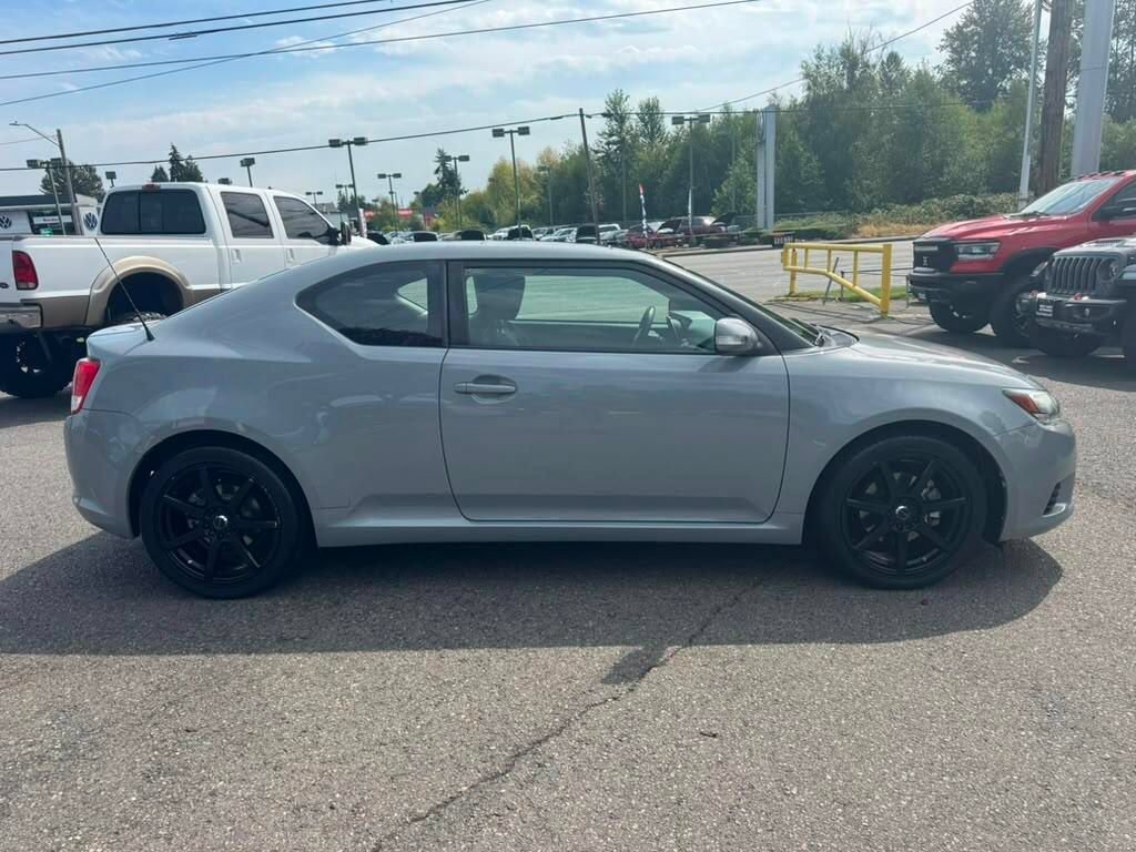 Used 2011 Scion tC FWD image 5