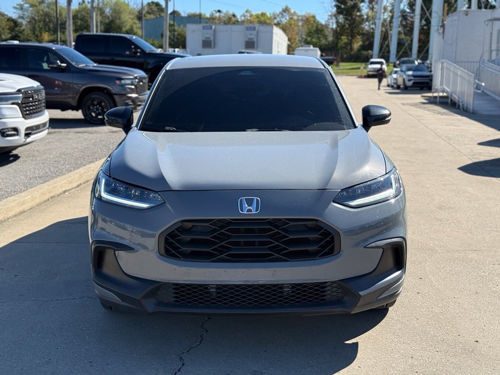 Used 2023 Honda HR-V Sport image 3