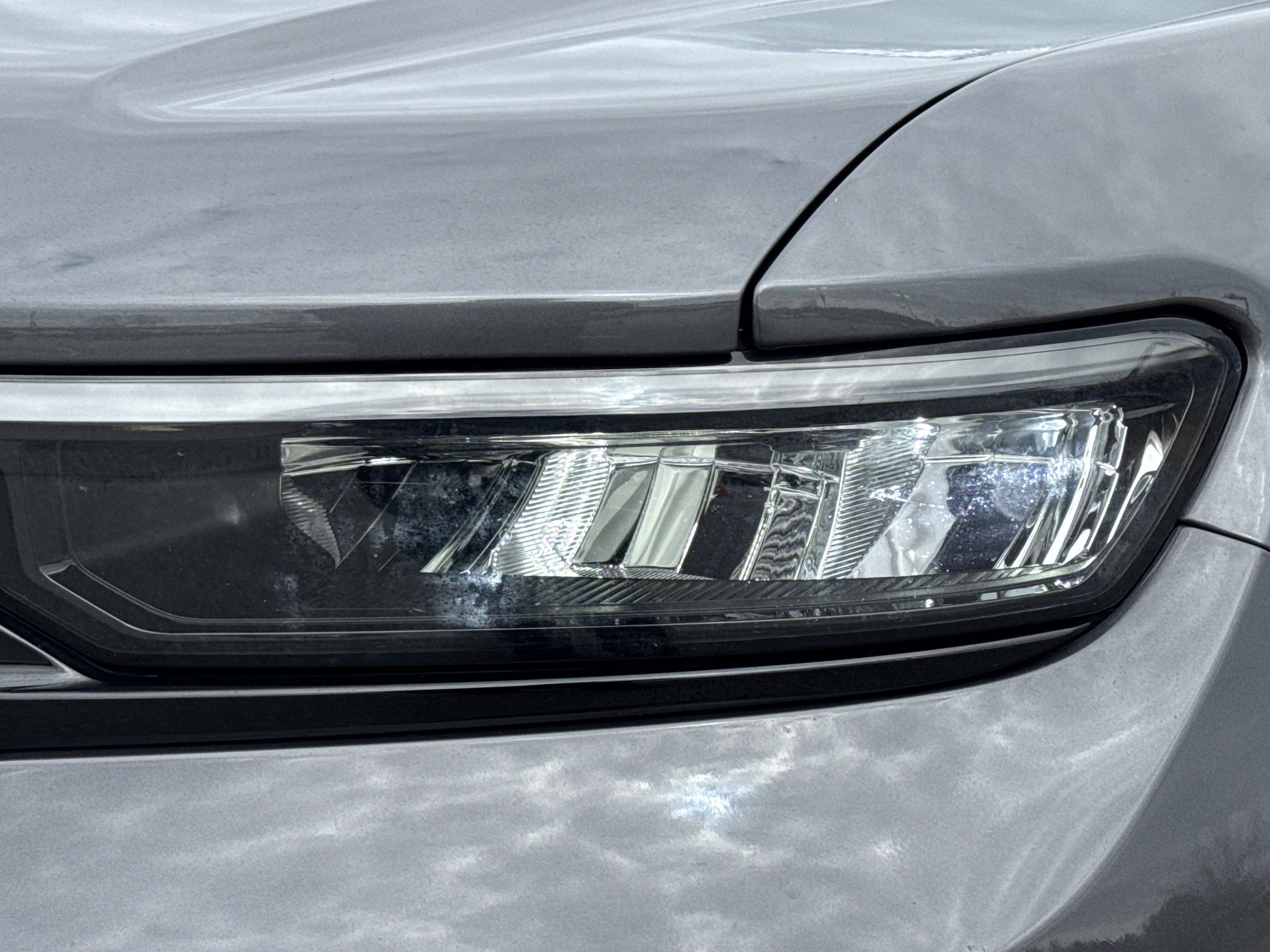 Used 2023 Jeep Grand Cherokee L Laredo image 6