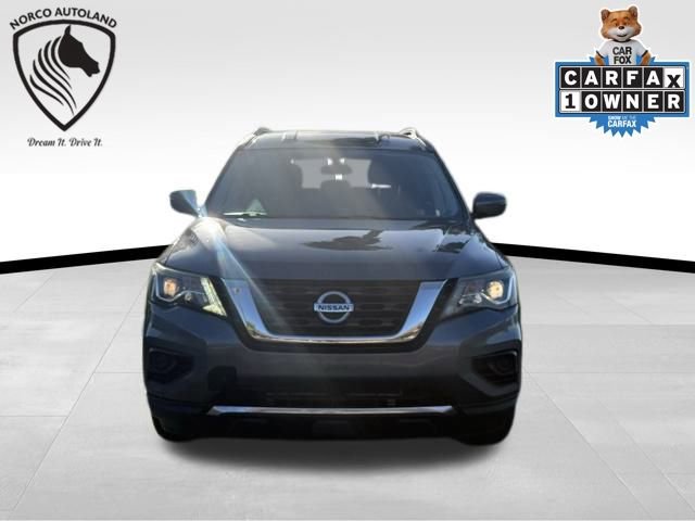 Used 2020 Nissan Pathfinder S image 2