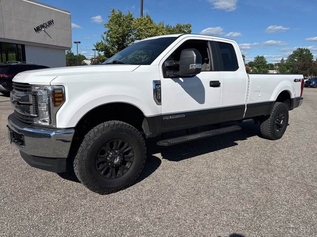 Used 2019 Ford F250 XL w/ STX Appearance Package AWD/4WD image 6