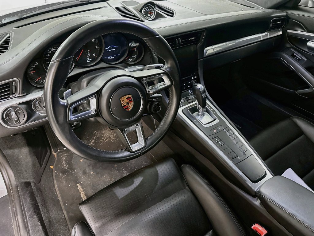 Certified 2018 Porsche 911 Carrera RWD image 4