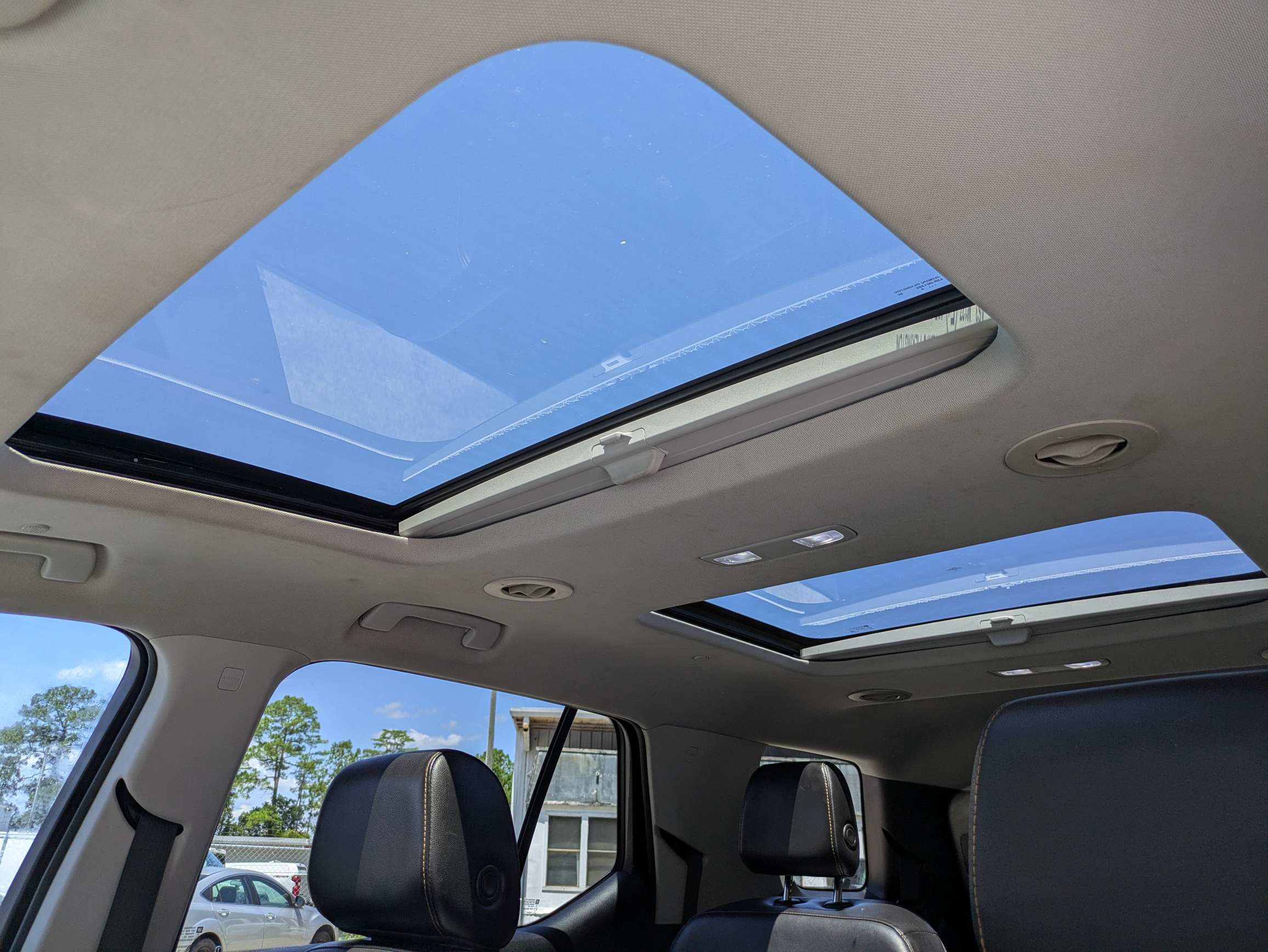 Used 2018 Chevrolet Traverse LT FWD image 10