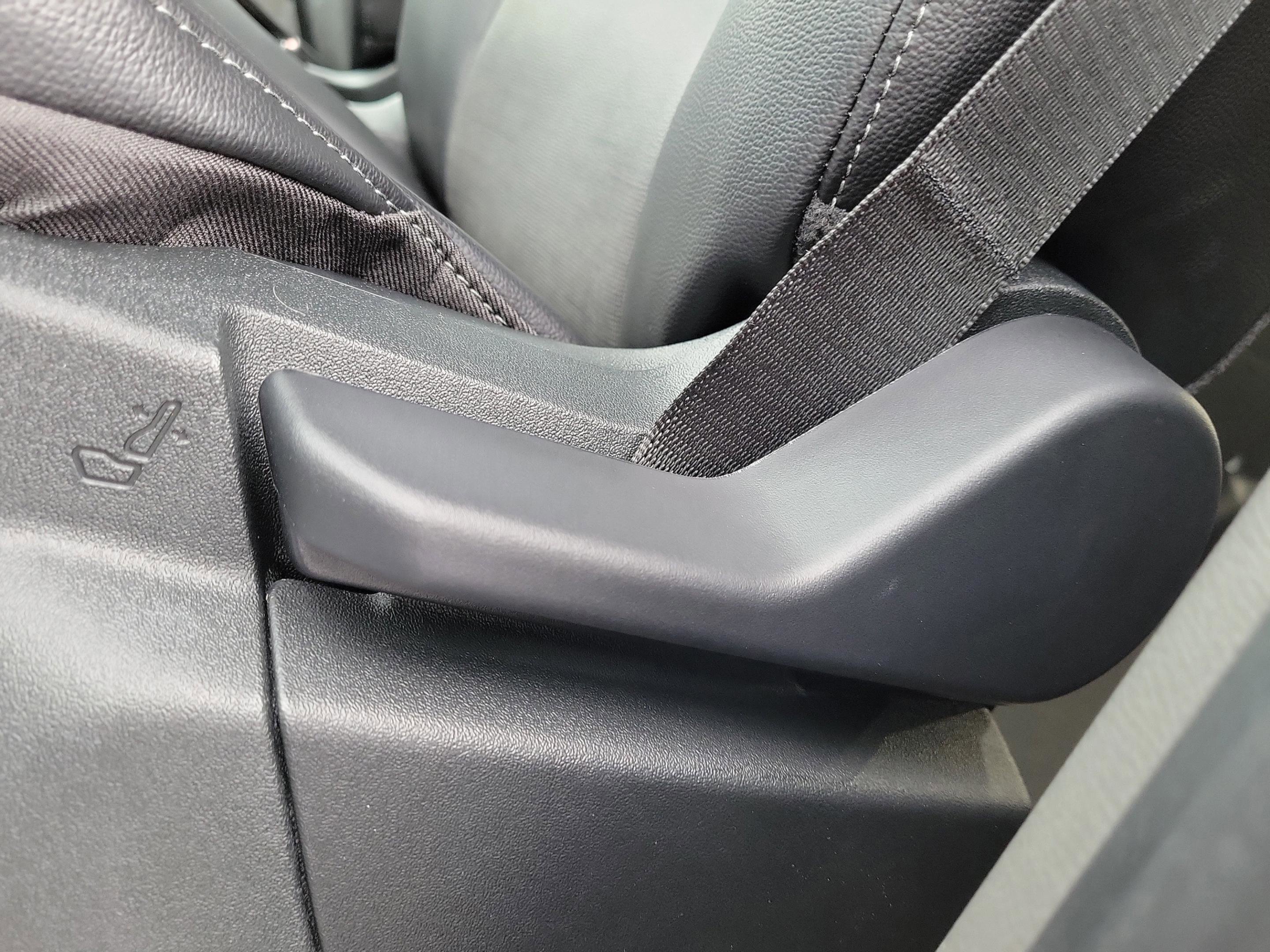 New 2026 Ford Transit 250 148 Medium Roof w/ Load Area Protection Package image 15