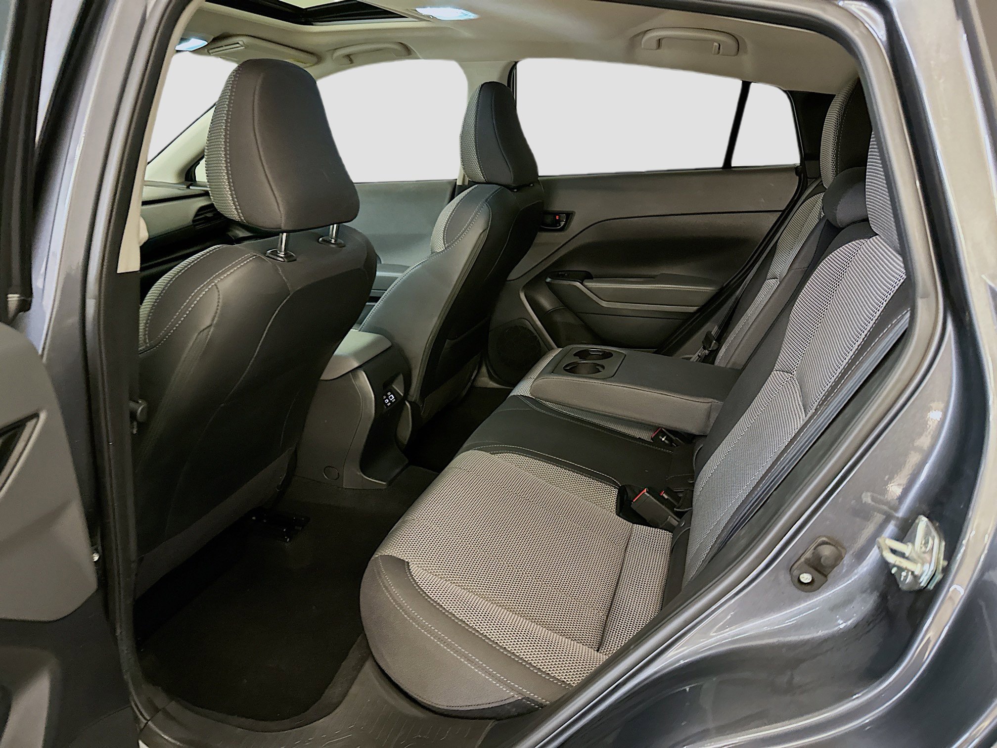 Used 2024 Subaru Crosstrek 2.0i Premium image 29