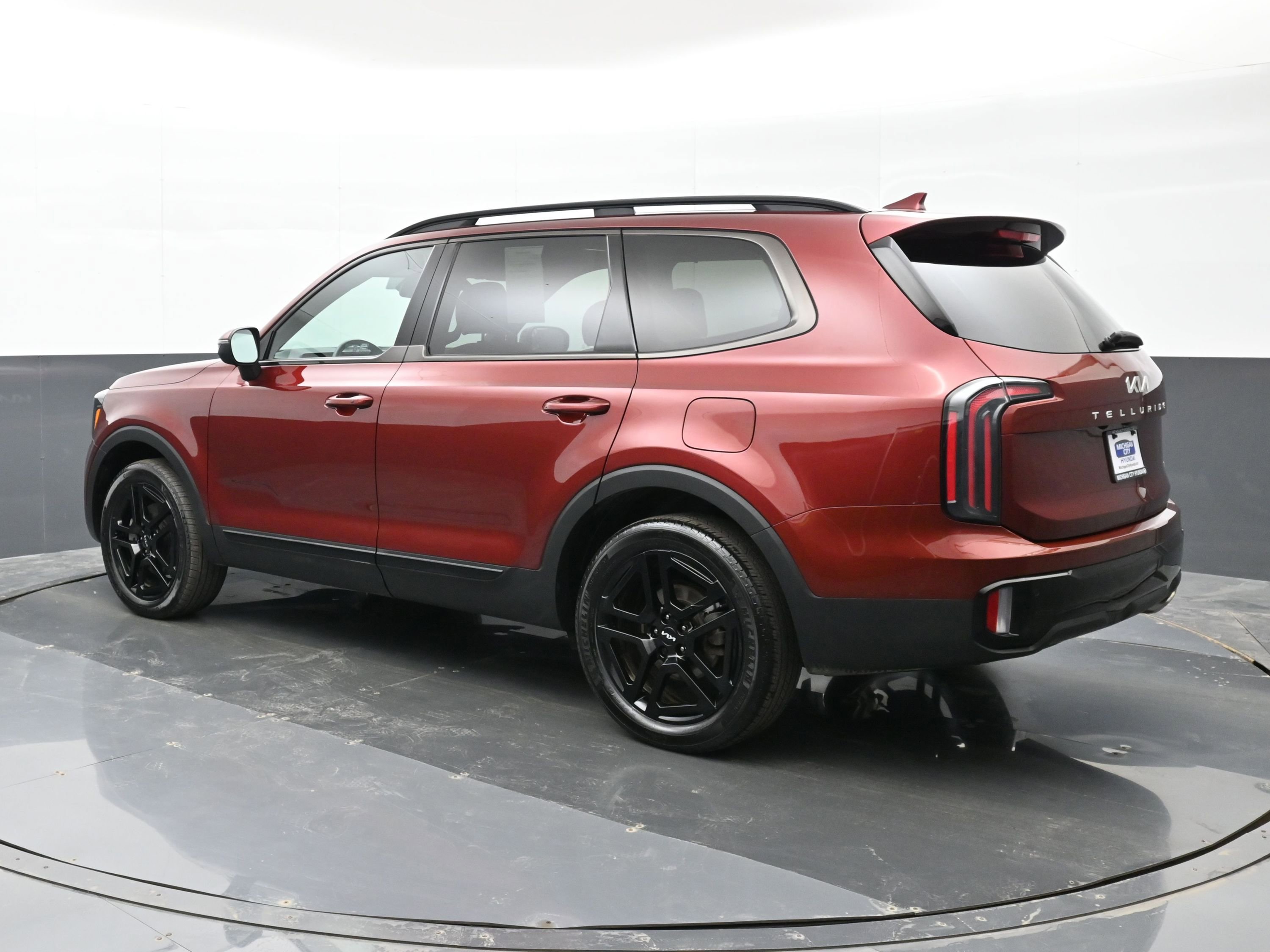 Used 2024 Kia Telluride EX X-Line image 6