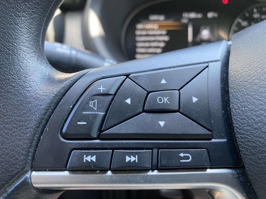 Used 2023 Nissan Kicks SV FWD image 19