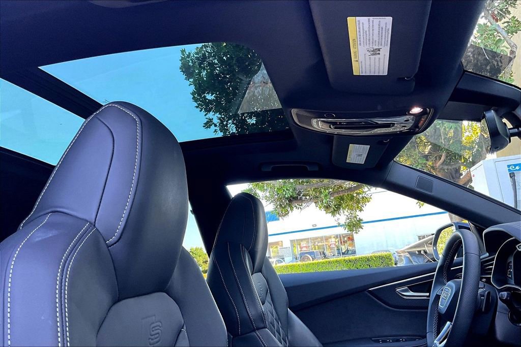 Used 2024 Audi SQ8 Premium Plus AWD/4WD image 27