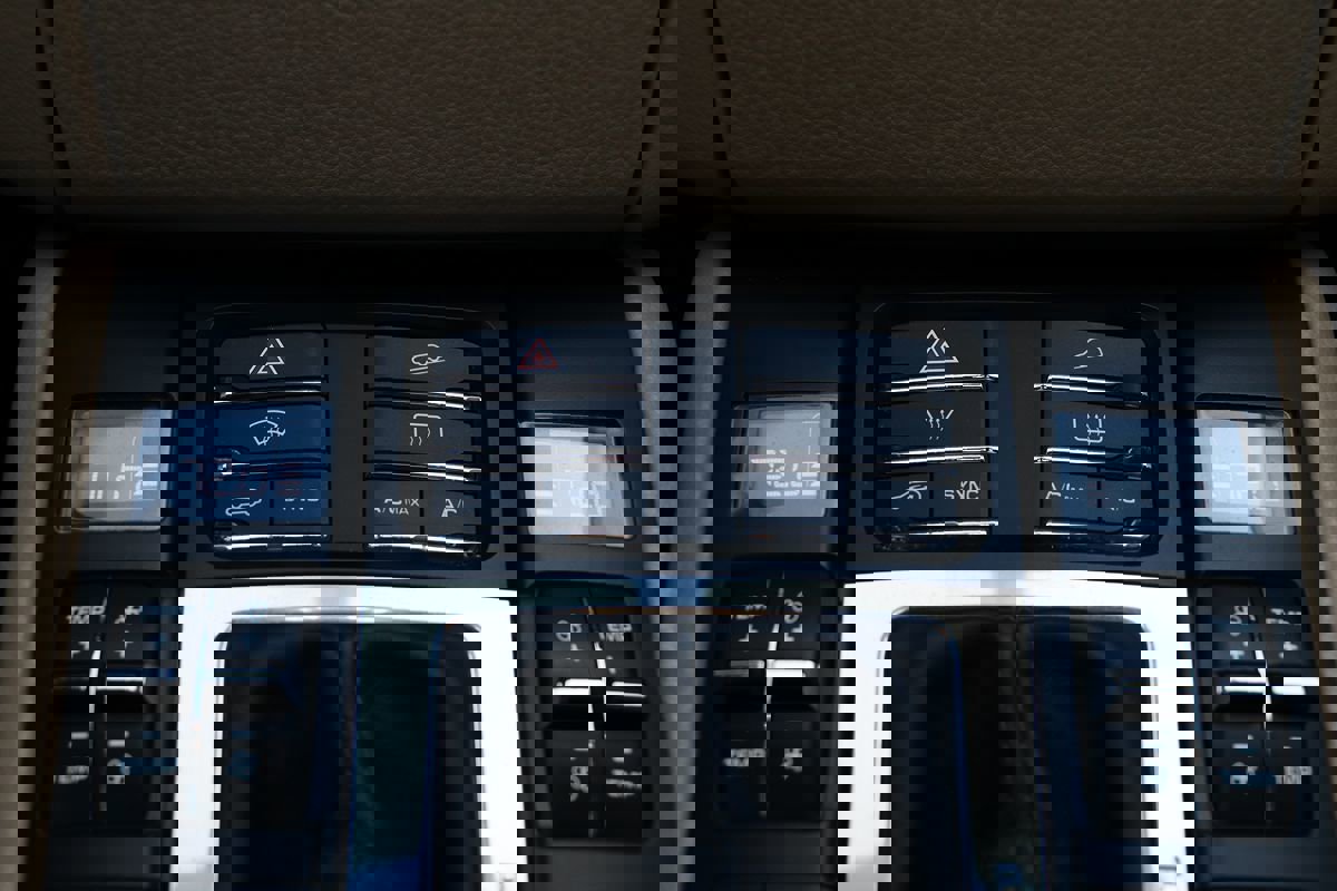 Used 2018 Porsche Macan image 22