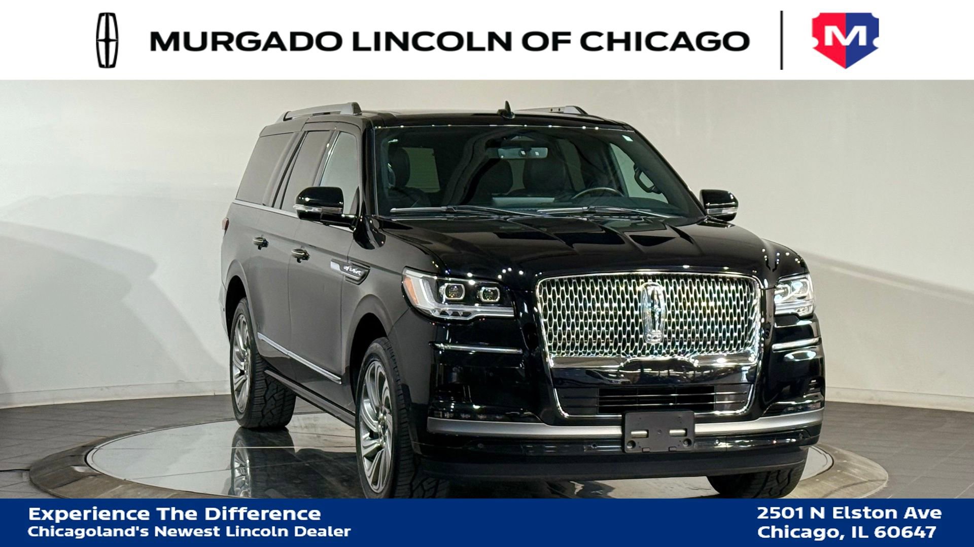 Used 2024 Lincoln Navigator L 4WD image 2