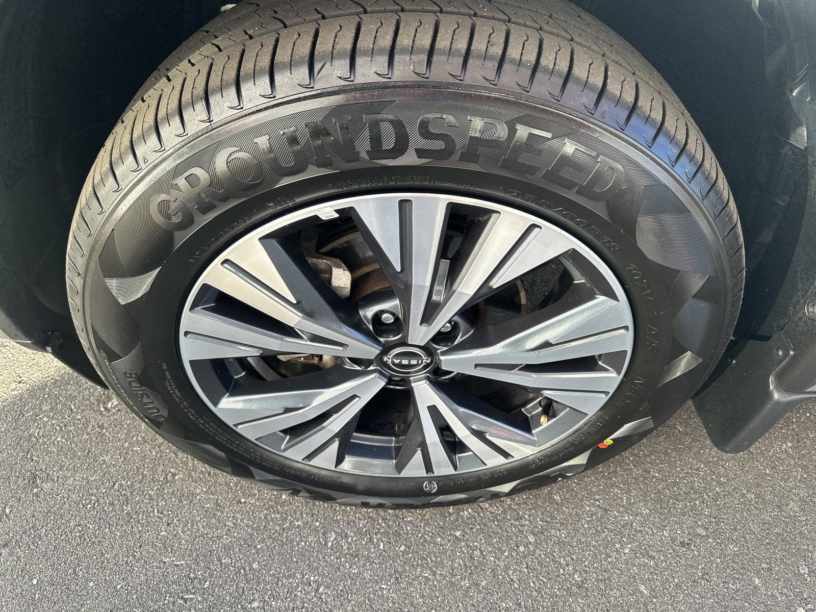 Used 2022 Nissan Rogue SV AWD/4WD image 31