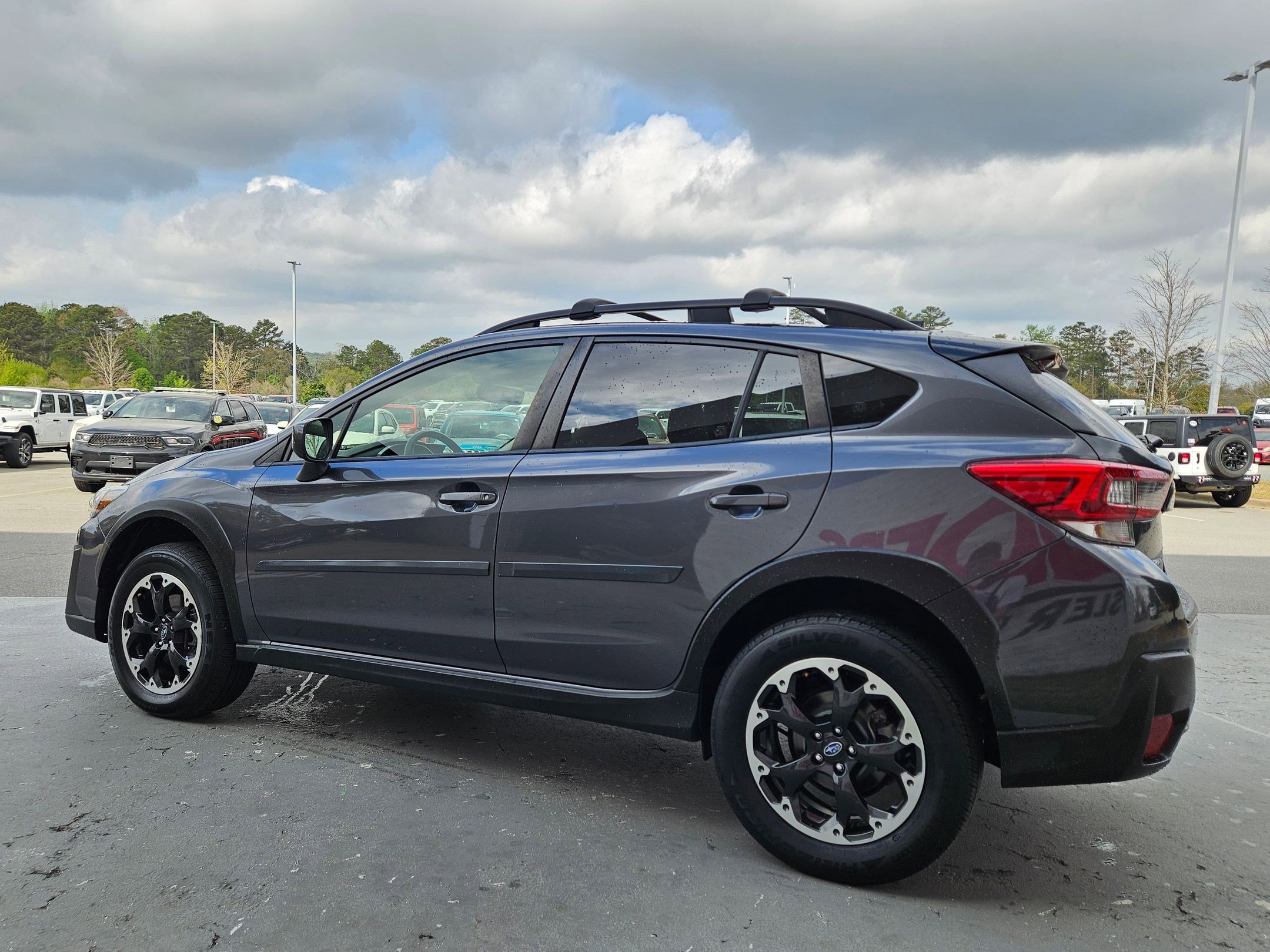 Used 2022 Subaru Crosstrek 2.0i Premium AWD/4WD image 5