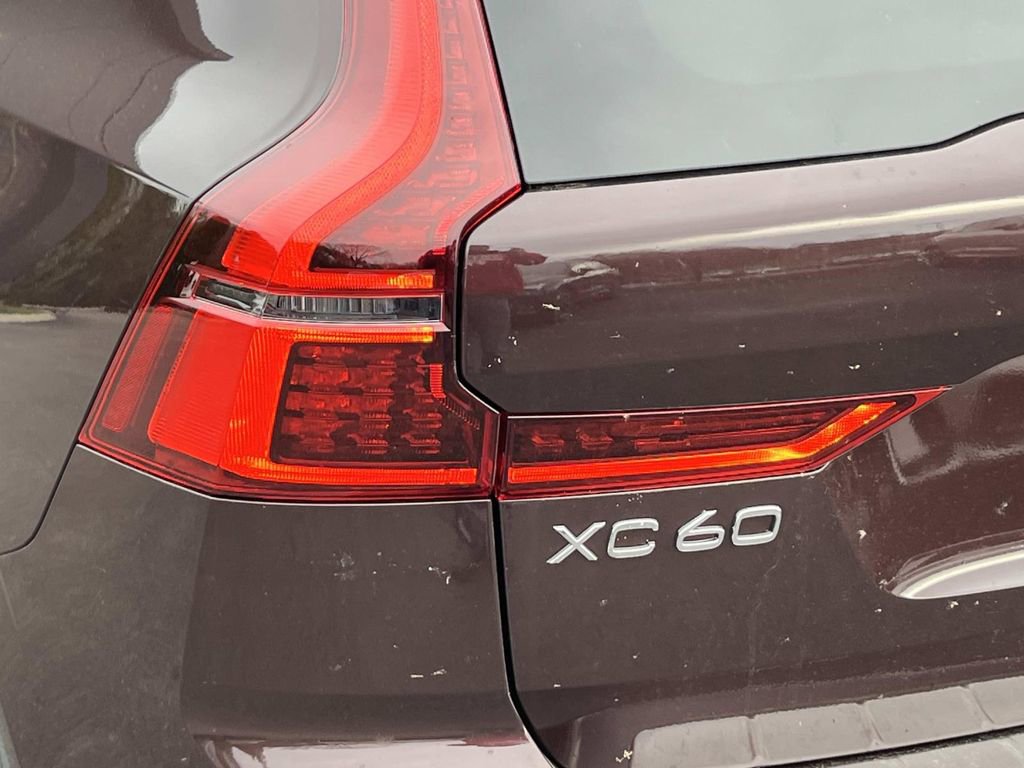 New 2026 Volvo XC60 B5 Ultra w/ Climate Package image 10