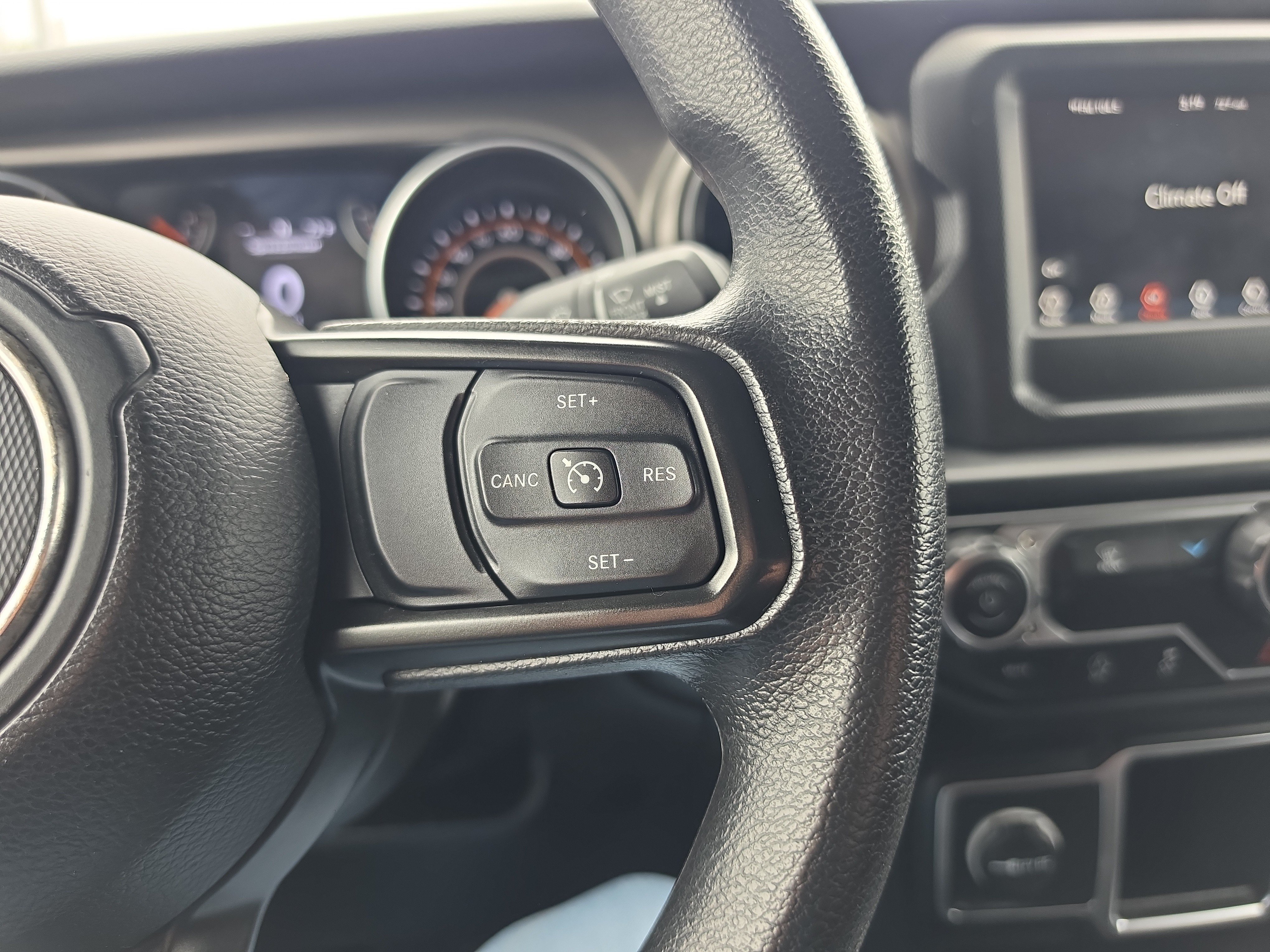 Used 2022 Jeep Gladiator Sport AWD/4WD image 21