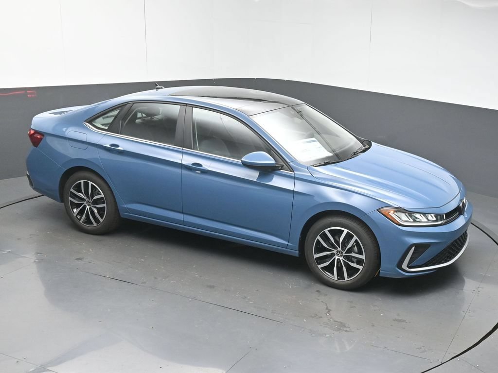 New 2026 Volkswagen Jetta SE FWD image 38