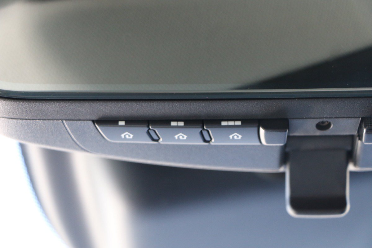 Used 2025 Kia Carnival SX Prestige FWD image 27