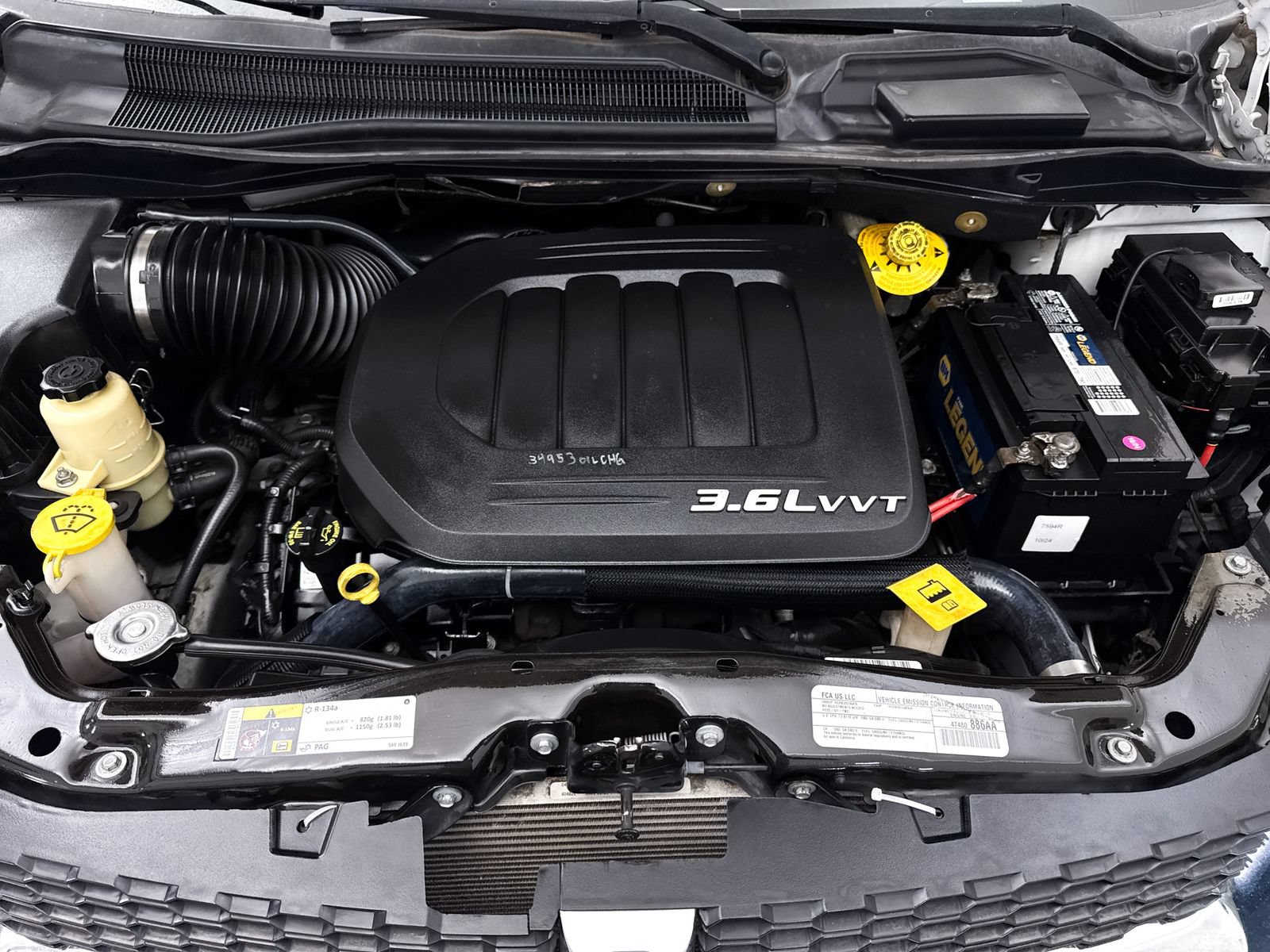 Used 2017 Dodge Grand Caravan SE w/ UConnect Hands-Free Group FWD image 7