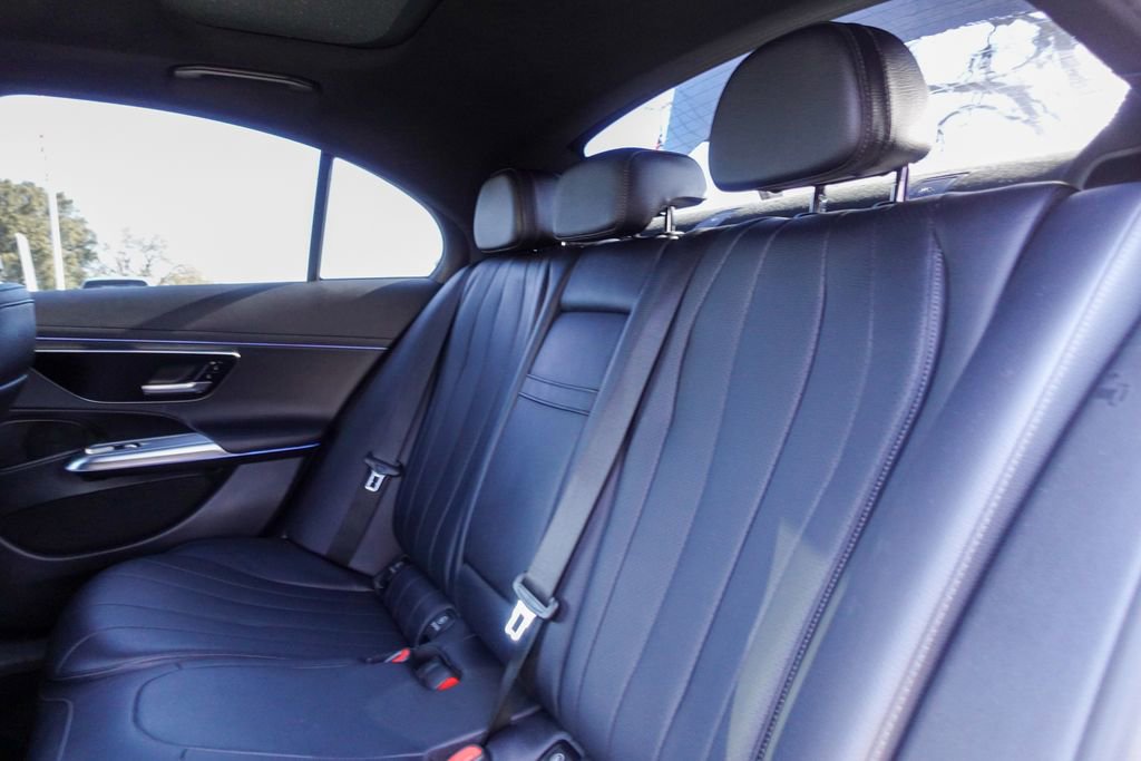 Used 2024 Mercedes-Benz E 350 4MATIC Sedan image 24