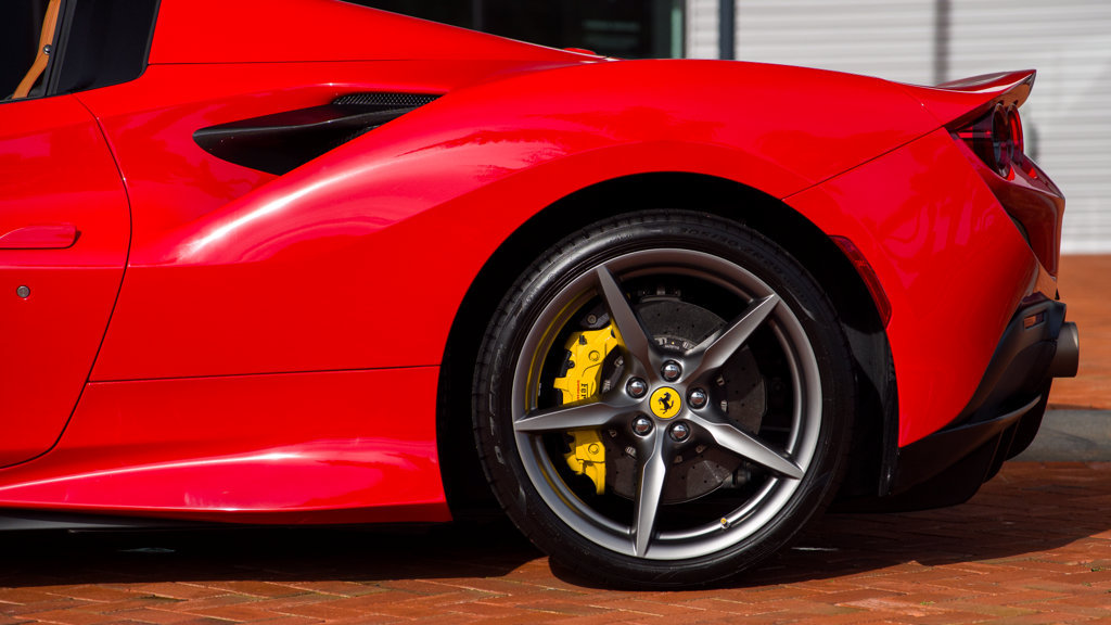Certified 2023 Ferrari F8 Tributo RWD image 3