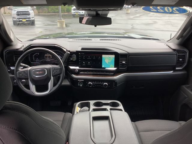 Used 2022 GMC Sierra 1500 Elevation w/ LPO, Elevation Black Package AWD/4WD image 6