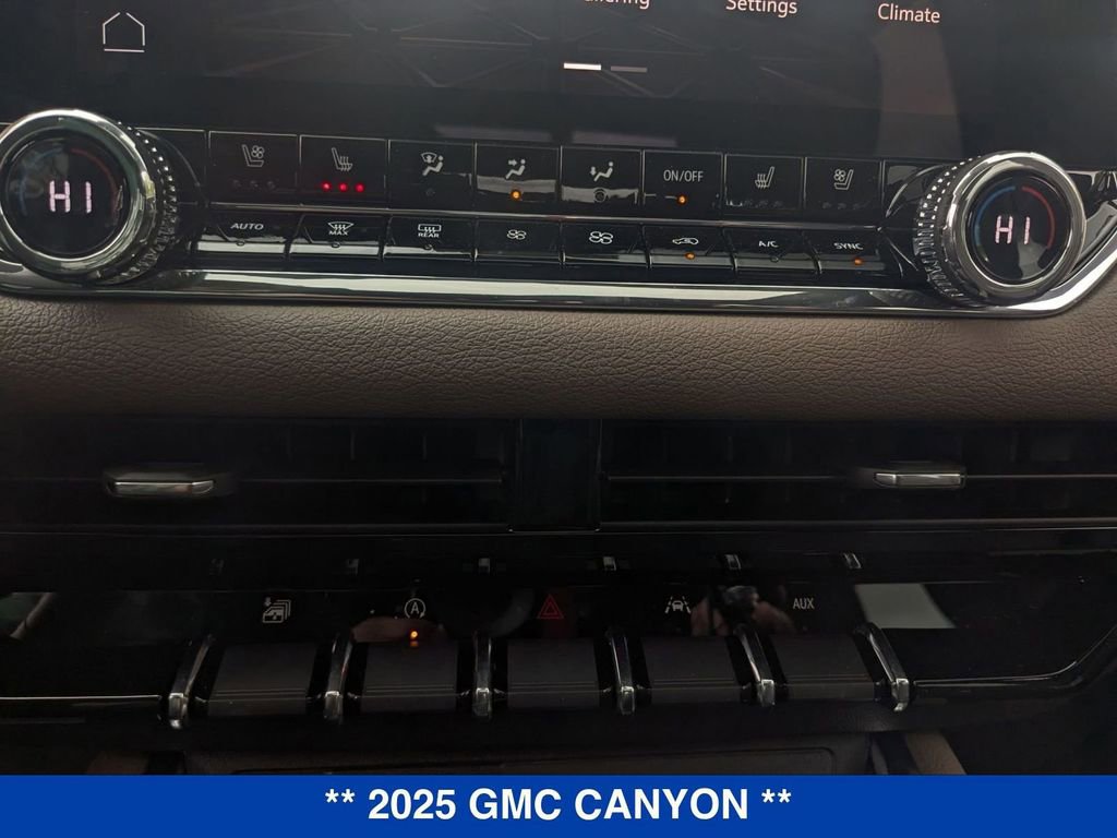 New 2025 GMC Canyon Denali image 26
