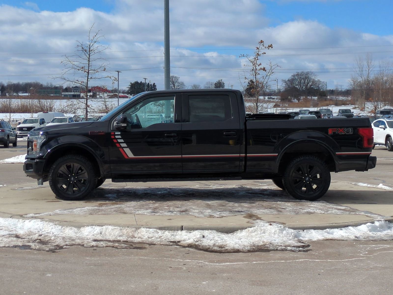 Used 2019 Ford F150 Lariat image 3