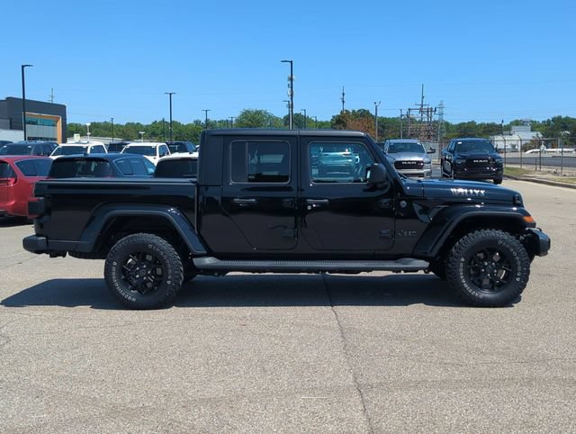 Used 2024 Jeep Gladiator Overland AWD/4WD image 2