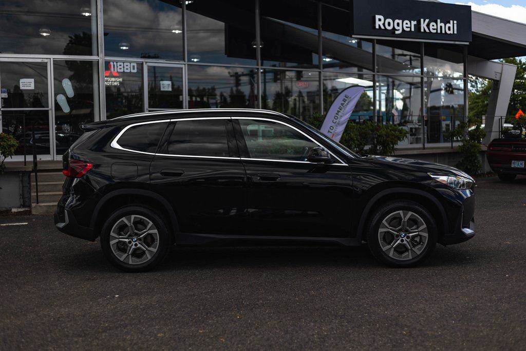 Used 2023 BMW X1 xDrive28i image 7