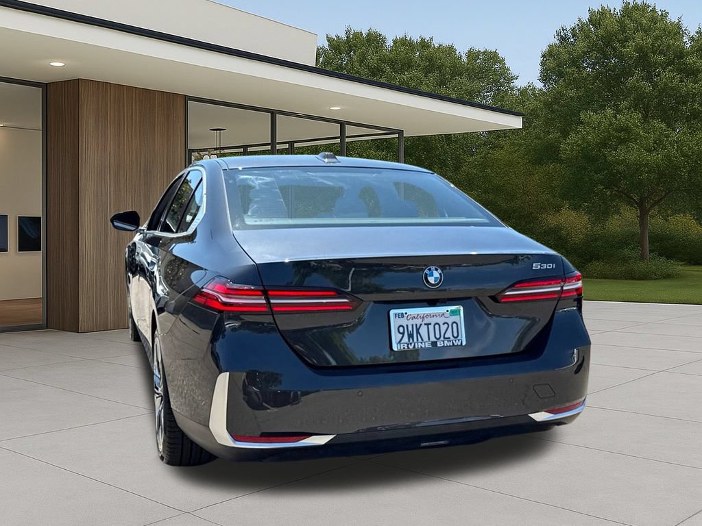 Used 2026 BMW 530i w/ Premium Package RWD image 11
