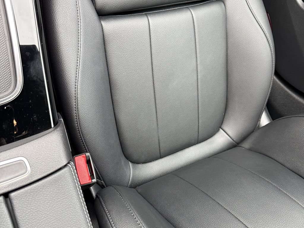 Used 2024 Mercedes-Benz CLA 250 4MATIC image 33