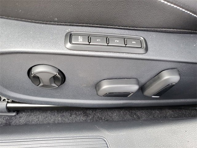 New 2025 Volkswagen Jetta SEL image 18