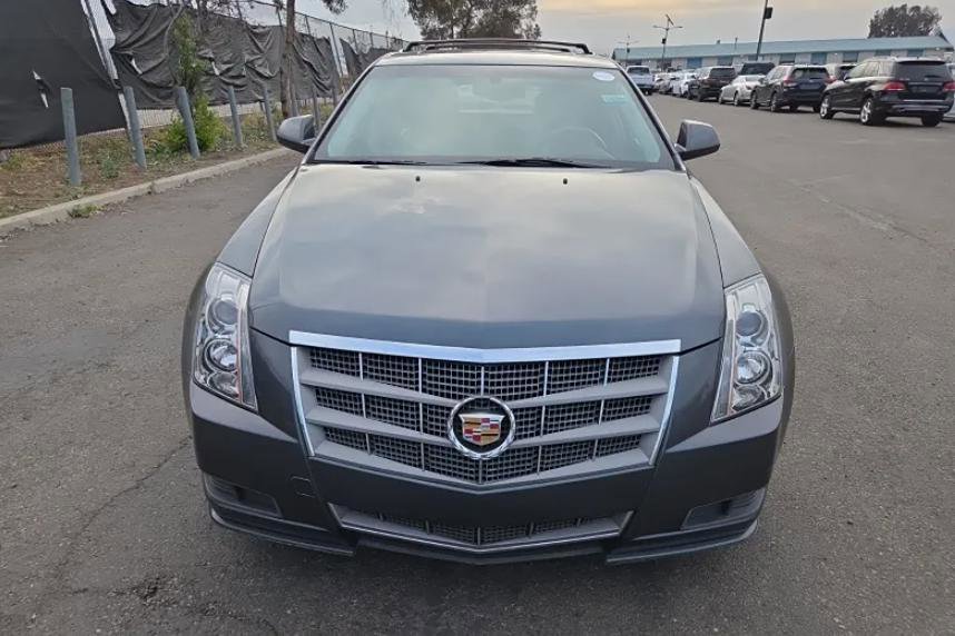 Used 2011 Cadillac CTS Luxury image 2