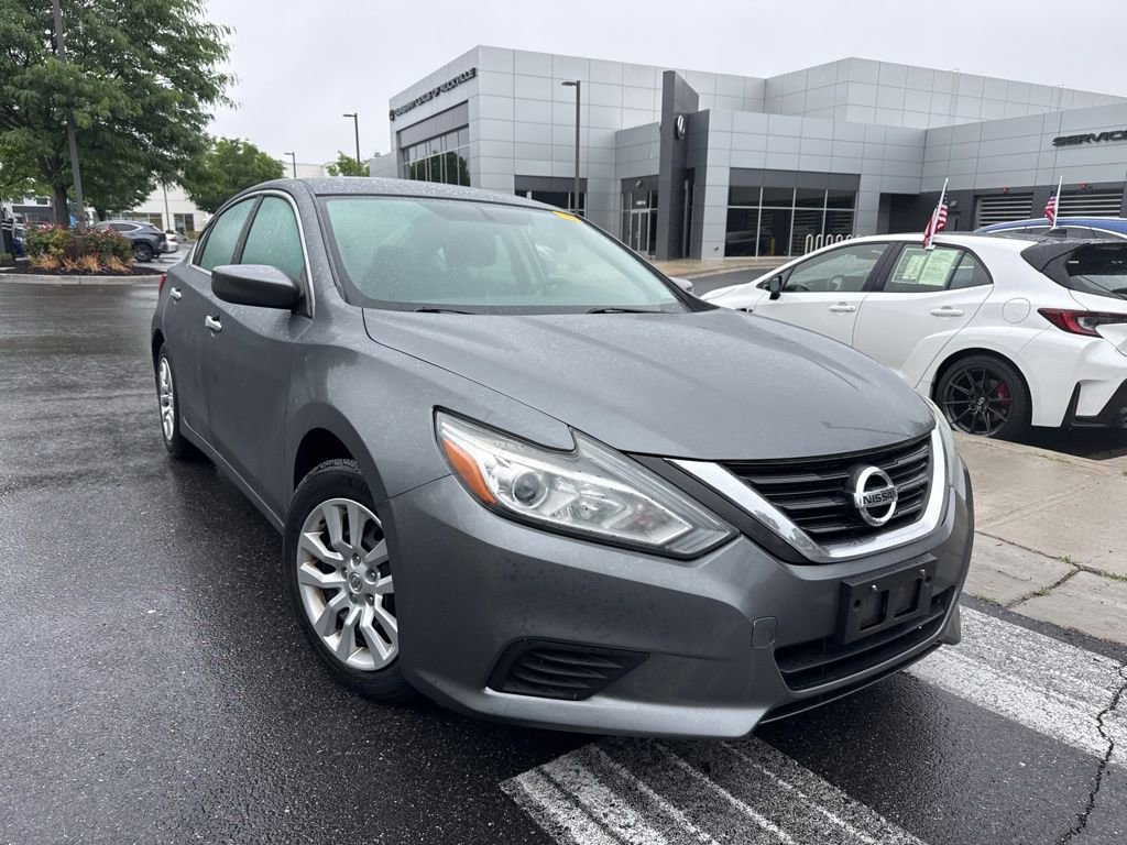 Used 2018 Nissan Altima 2.5 S w/ S Convenience Package FWD image 1