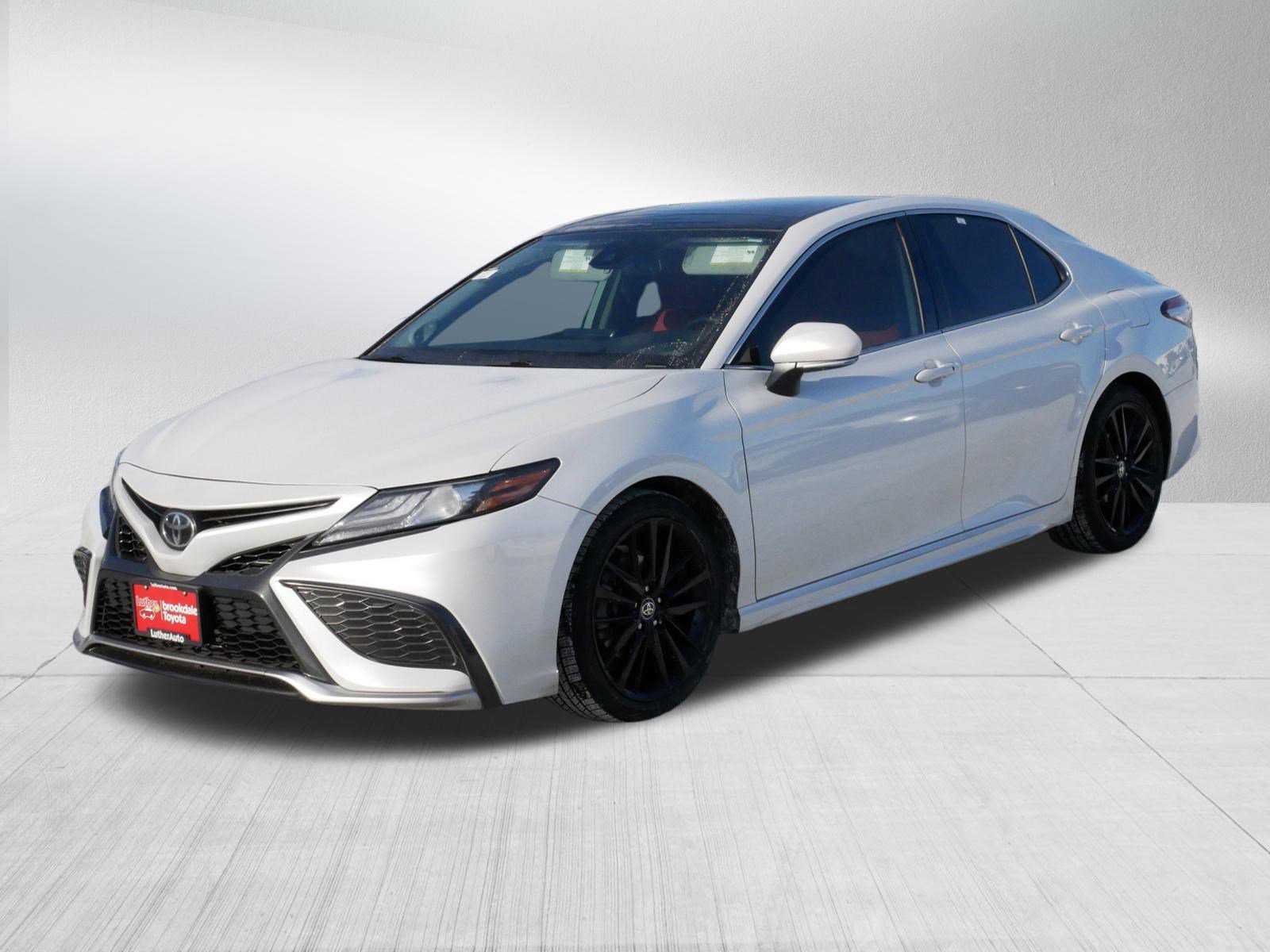 Certified 2021 Toyota Camry XSE image 3