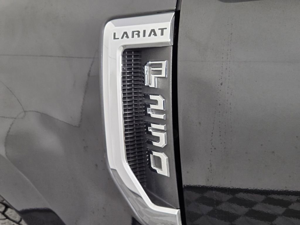 Used 2021 Ford F250 Lariat w/ Lariat Value Package image 11
