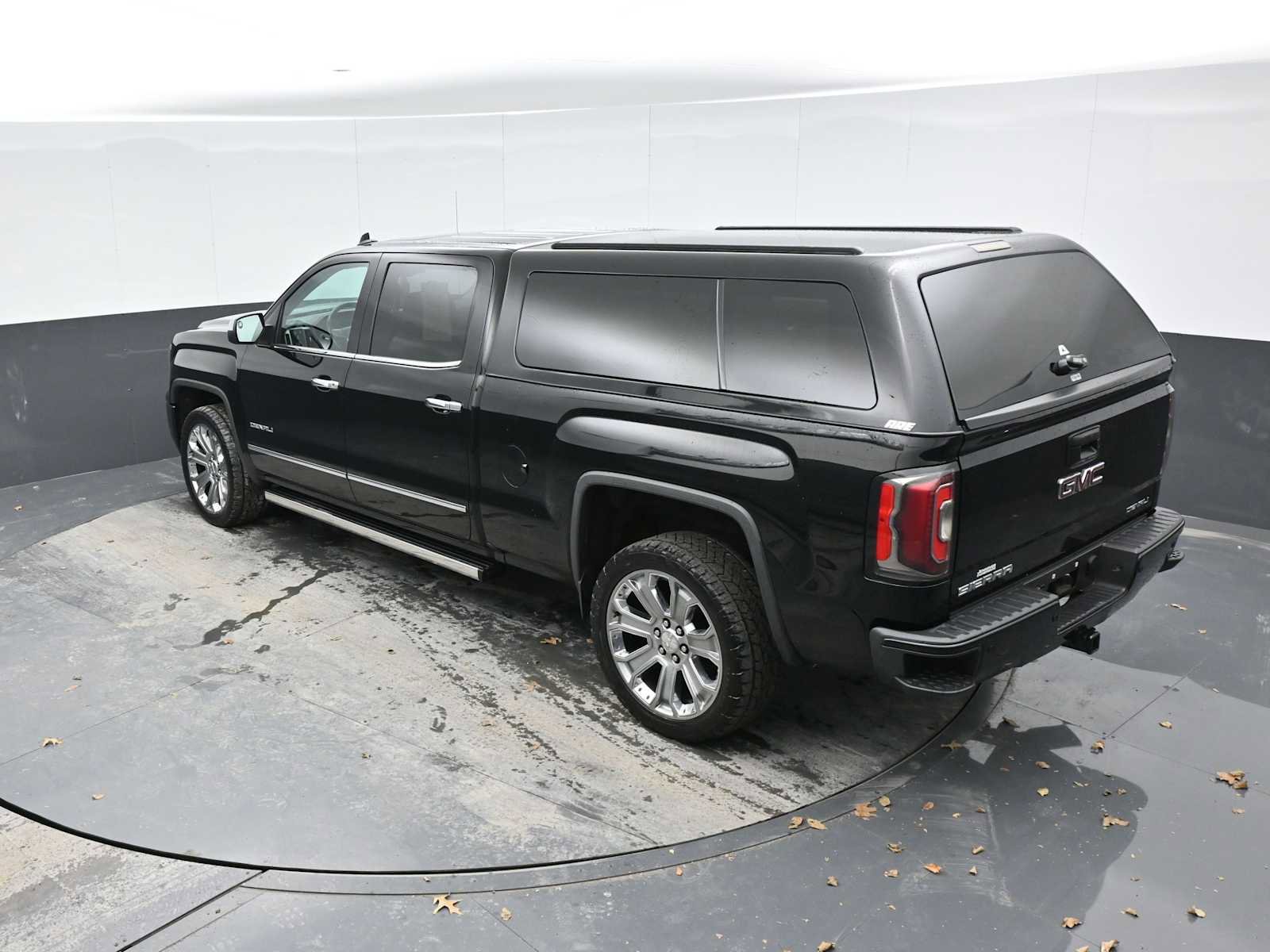 Used 2018 GMC Sierra 1500 Denali w/ Denali Ultimate Package image 10