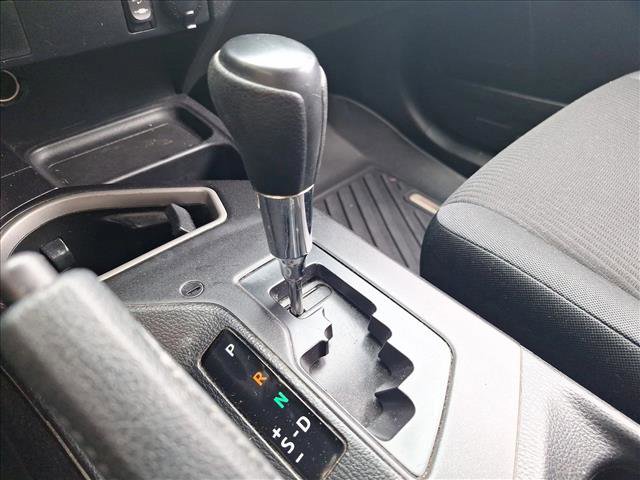 Used 2016 Toyota RAV4 LE image 12